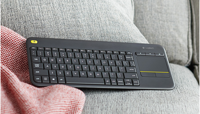 Keyboard Wireless Dengan Touchpad Besutan Logitech